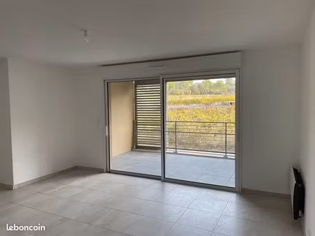 appartement 3 pieces 68 m² frejus