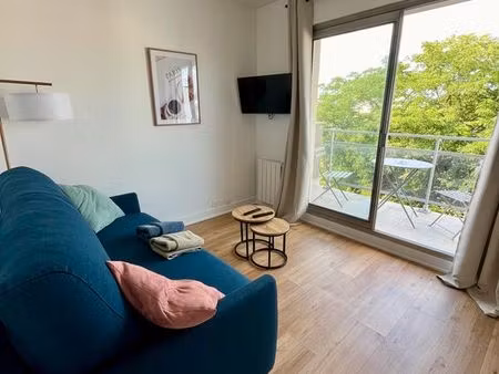 appartement 1 pièce 20m2 / balcon / proche rer