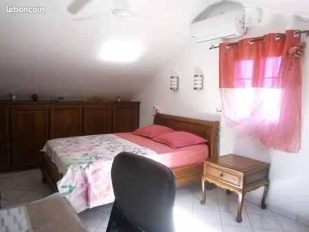location grande chambre meublee (550)