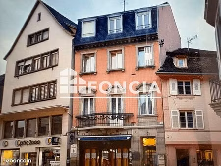 studio 1 pièce 28 m²
