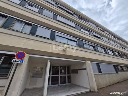 appartement 1 pièce 43 m²
