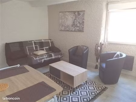 loue appartement studio meublé et équipé centre ville cahors