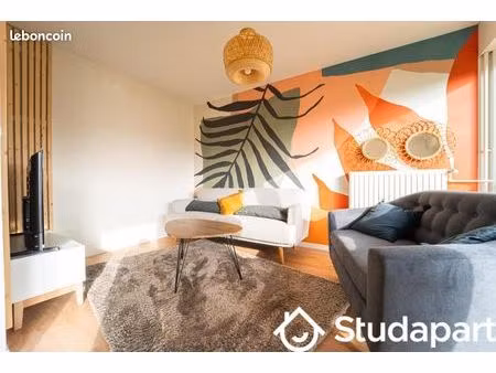 chambre 1 pièce 12 m²