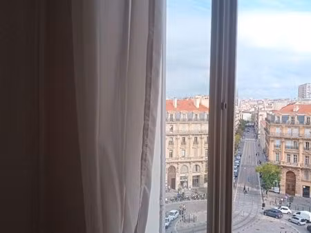 studio vieux port vue prêt a vivre
