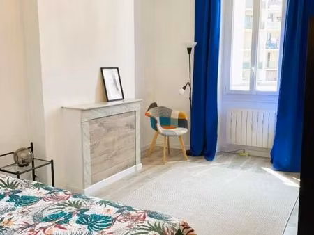 chambre 1 pièce 14 m²