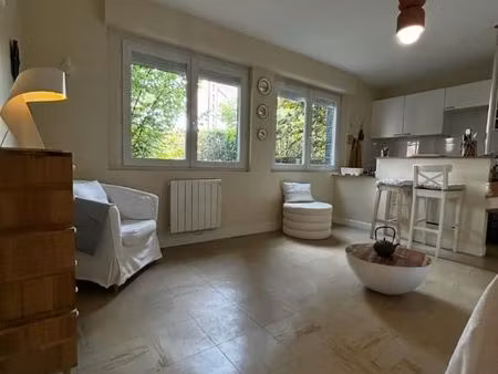appartement 1 pièce 27 m²
