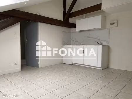 studio 1 pièce 14 m²