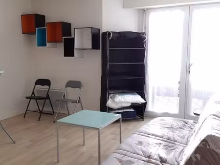 studio 1 pièce 24 m²