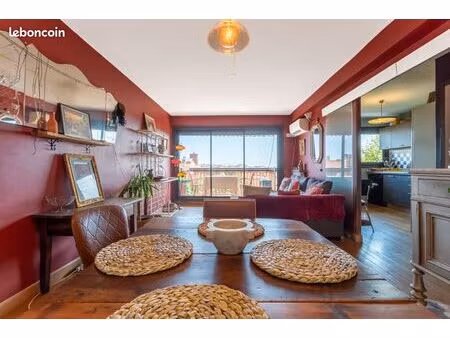 appartement standing terrasse piscine proche centre