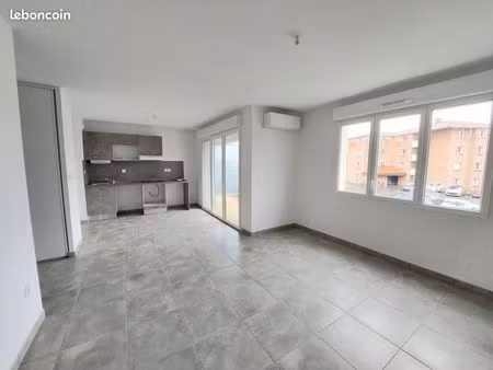 appartement 3 pièces 61 m²