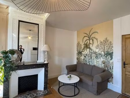 très bel appartement  bien situé