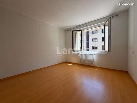 appartement 4 pièces 85 m²