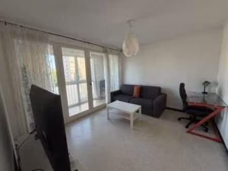 location appartement 2 pièces meublé à la garde (83130) : à louer 2 pièces meublé / 43m² l