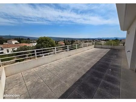 studio 1 pièce 33 m²