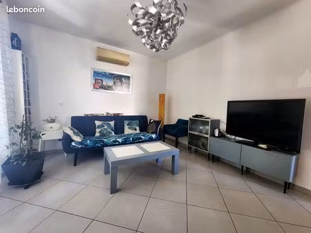 appartement t4 / 80 m² avec terrasse  proximité mer