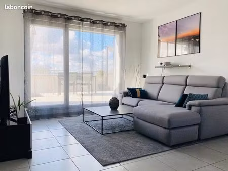 appartement t2 avec terrasse