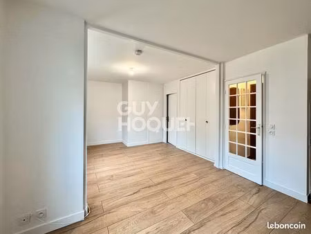 studio 1 pièce 29 m²