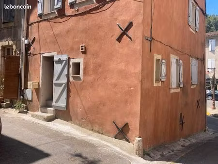 appartement t1 simiane cœur du village