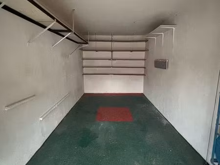 box garage