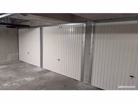 garage fermé château gaillard  villeurbanne