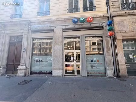 local commercial 203 m²