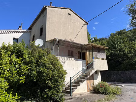 maison de village meyrannes