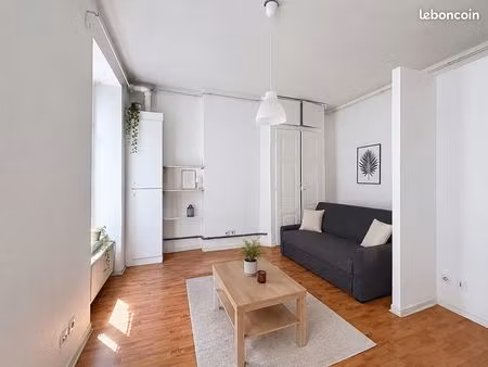 studio 1 pièce 28 m²