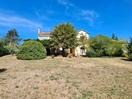 maison proche de toute commodites