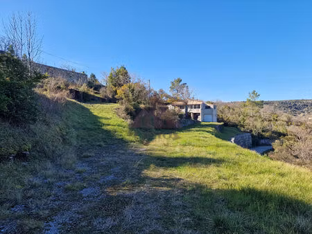 maison avec 3000 m² de terrain