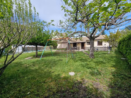 maison de plain pied avec grand terrain