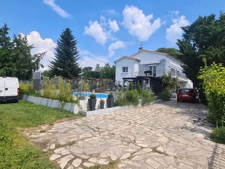 magnifique villa familiale rénovée récemment