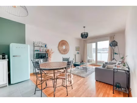 location appartement 3 pièces 63 m² à lyon 8 (69008)