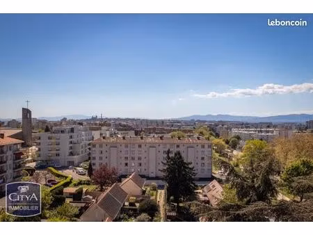 appartement 4 pièces 70 m²