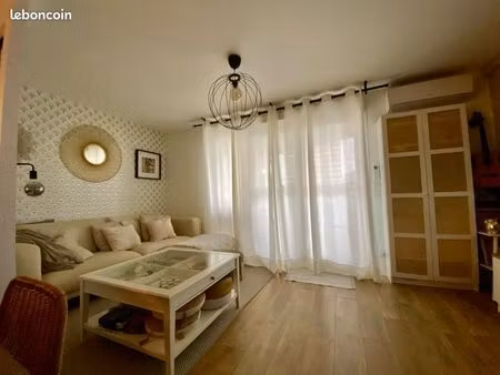 t3 68m2 avec terrasse + box chartreux 13004