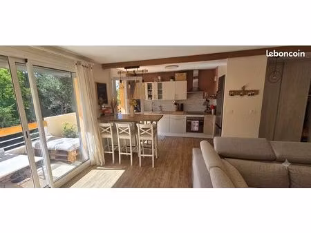 appartement t2 - 47m2 - ascenseur - balcon - secteur axium