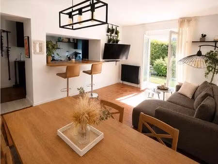t3 traversant  jardin privatif 65 m² et terrasse – irigny