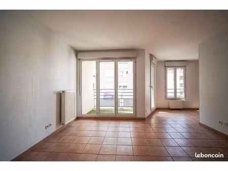 appartement 3 pièces 56 m²