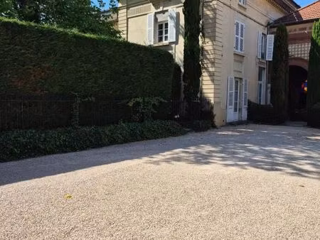 appartement 3 pièces 110 m²