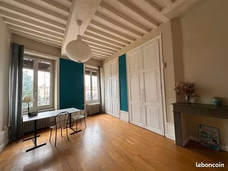 appartement 3 pièces 85 m²