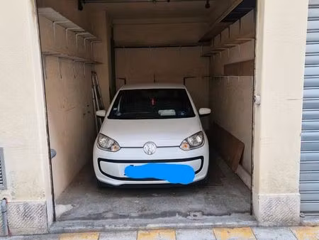 rare garage plein pied 32 bd st roch derrière