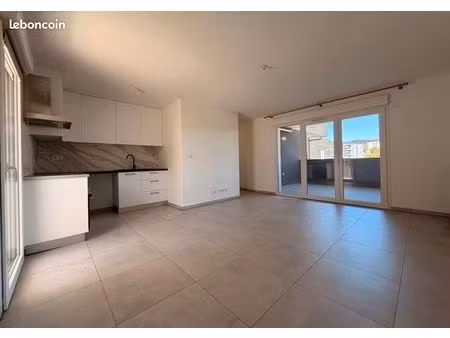 appartement 2 pièces 55 m2