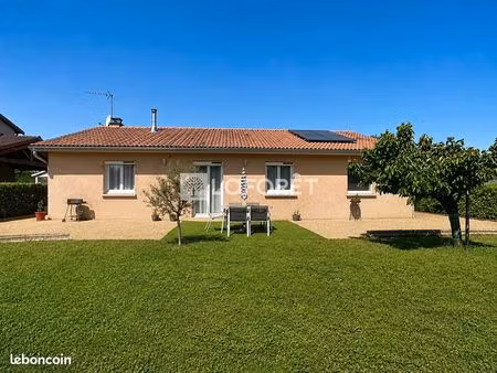 villa 5 pièces 97 m²