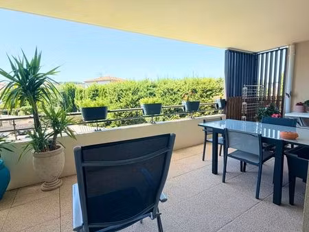 magnifique appartement t4 de stanting dans résidence fermée et sécurisée