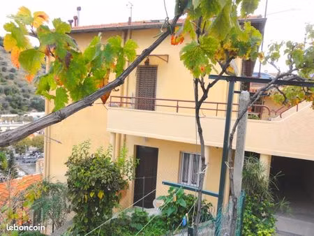 location meublée étudiante - appartement meublé 2 pièces 40 m2 dans villa madeleine climat