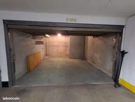 parking double box