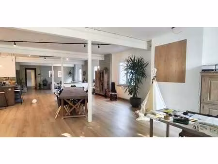 appartement 2 ch. à hannut  lumineux et spacieux