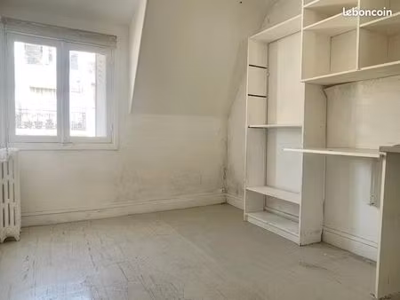 appartement 1 pièce 9 m²