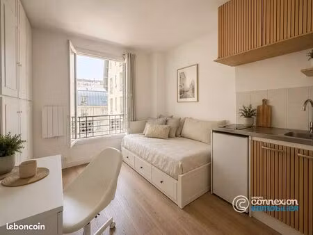 studio 2 pièces 14 m²