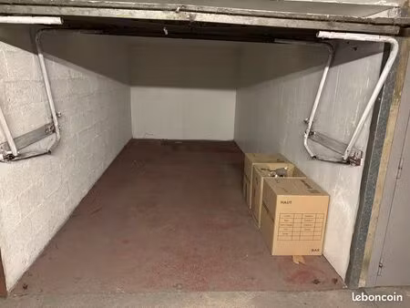 box fermé pour résidence sécurisée