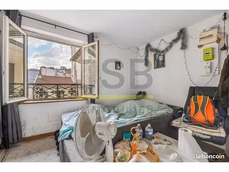studio 1 pièce 14 m²